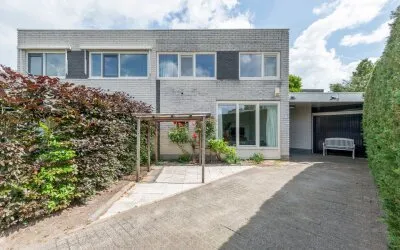 Tussenwoning te koop: Muiderzand 38, De Tuit Huizen