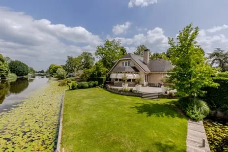 Vrijstaande woning te koop: Muisbroekseweg 25, Giessenburg-Oost Giessenburg