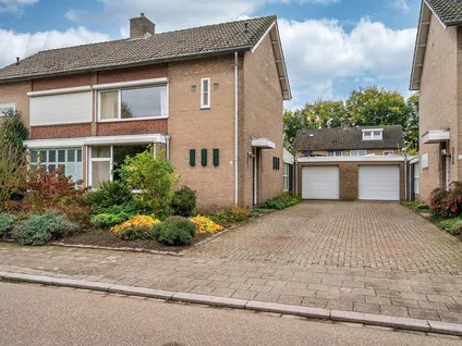 Twee-onder-één-kap te koop: Mulderstraat 18, Sevenum