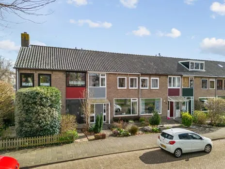 Tussenwoning te koop: Multatulilaan 3, Zijdelwaard Uithoorn