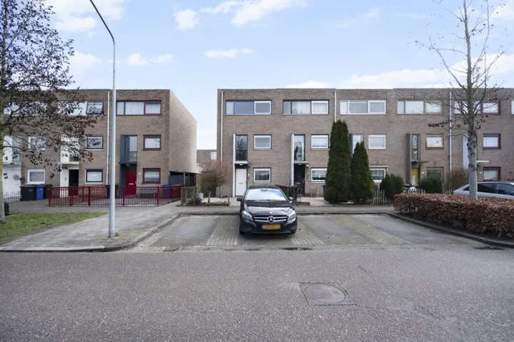 Hoekwoning te koop: Multatuliweg 17, Literatuurwijk Noordoost Almere