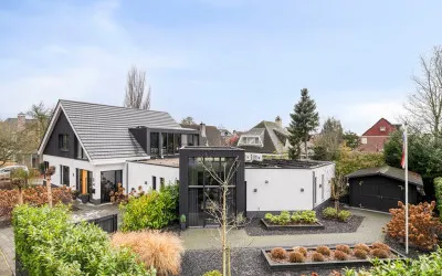 Vrijstaande woning te koop: Munnikenweg 145, Pioniersbuurt Veenendaal