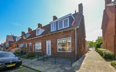 Hoekwoning te koop: Munnikenweg 85, Oranjebuurt Beverwijk