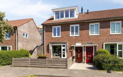 Hoekwoning te koop: Munnikenweide 55, Oranjebuurt Beverwijk
