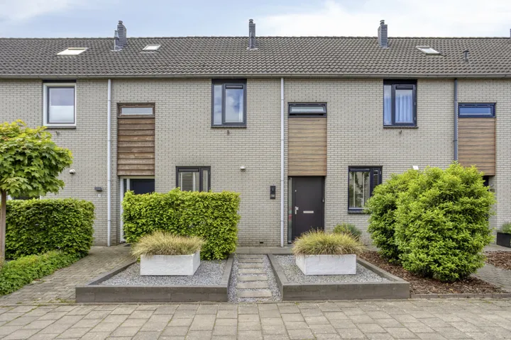 Tussenwoning te koop: Münsterstraat 14, Vossenbelt-Zuid Hengelo