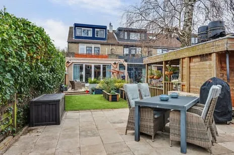 Hoekwoning te koop: Munterstraat 13, Ambachtenbuurt Schiedam