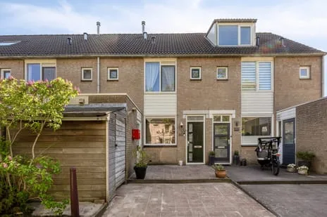 Tussenwoning te koop: Muntstraat 159, Lisserbroek Lisserbroek