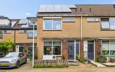 Tussenwoning te koop: Muskaat 30, Bleyenburg De Lier
