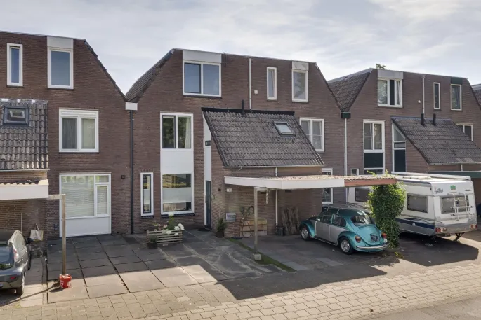 Terraced house for sale: Musketiersveld 203, Matenveld Apeldoorn