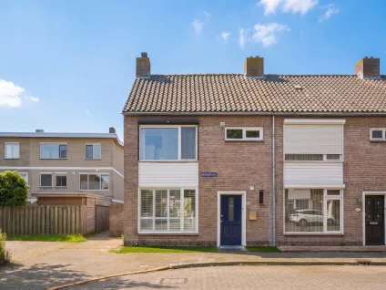 Hoekwoning te koop: Musselstraat 82, Aawijk Zuid 'S-Hertogenbosch