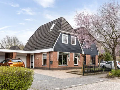 Tussenwoning te koop: Mussenhof 13, Vogelwijk en De Borgen Stadskanaal