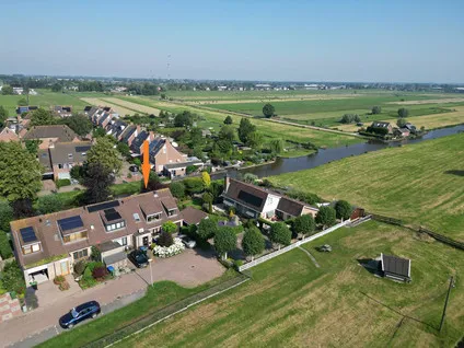 Corner house for sale: Mutsaershof 13, Reeuwijk-Dorp Kern Reeuwijk