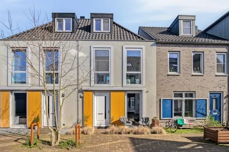 Tussenwoning te koop: Muyderban 26, Krijgsman Muiden