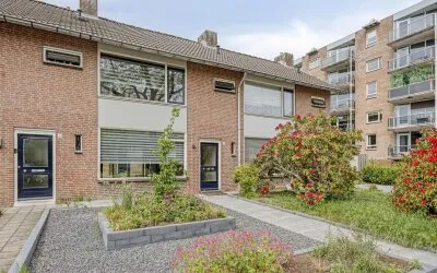 Tussenwoning te koop: Muzenlaan 43, Oude Gracht-West Eindhoven