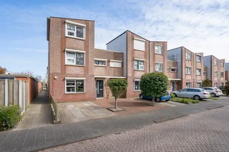 Hoekwoning te koop: Muzenlaan 68, Laag Dalem Oost Gorinchem