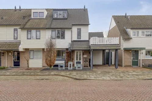 Hoekwoning te koop: Muziekplein 96, Uden