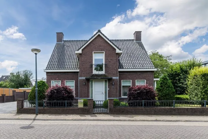 Detached house for sale: Naaldakker 21, Lage Mierde Lage Mierde
