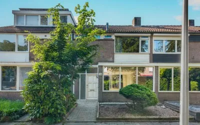 Tussenwoning te koop: Naberpad 18, Prinsejagt Eindhoven