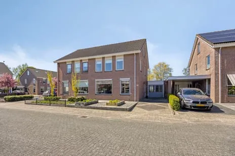 Twee-onder-één-kap te koop: Nachtegaal 36, Losse Landen Ijsselmuiden