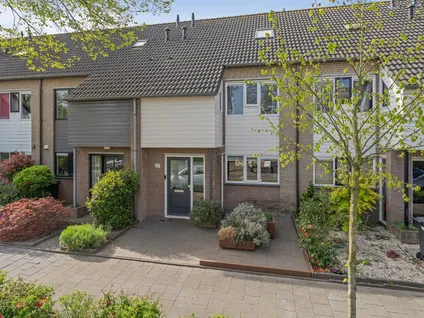 Tussenwoning te koop: Nachtegaal 46, Het Hooghuis Etten-Leur