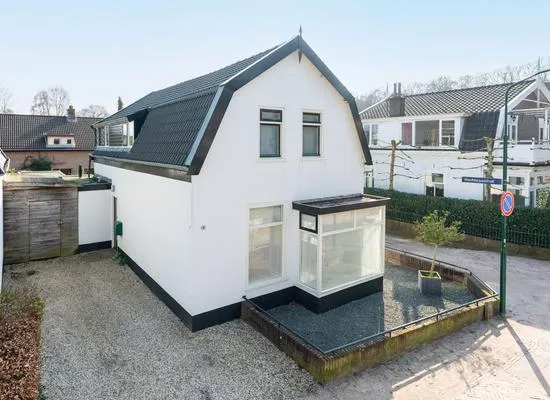 Vrijstaande woning te koop: Nachtegaallaan 10, Zandvoort Baarn