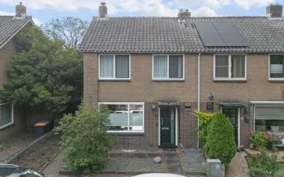 Hoekwoning te koop: Nachtegaallaan 29, Maartensdijk Kern Maartensdijk