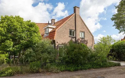 Twee-onder-één-kap te koop: Nachtegaallaan 40, Zandvoort Baarn