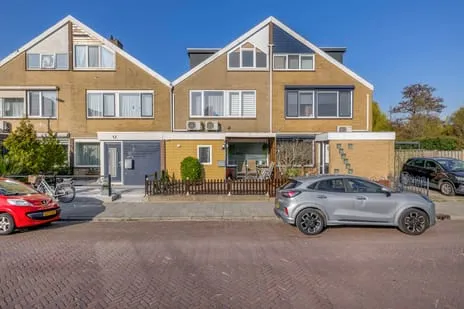 Tussenwoning te koop: Nachtegaallaan 8, Rozenburg Rozenburg (Zh)