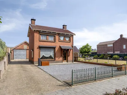 Vrijstaande woning te koop: Nachtegaalstraat 10, Sint Willebrord St. Willebrord