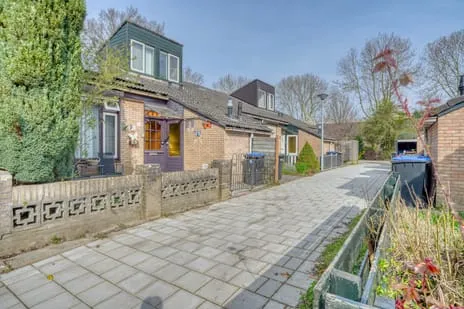 Tussenwoning te koop: Nachtegaalstraat 13, Vogelbuurt-Oost Zwijndrecht