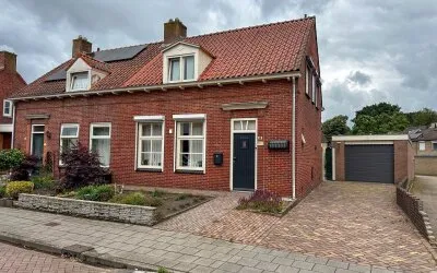 Corner house for sale: Nachtegaalstraat 15, Zundert Zundert