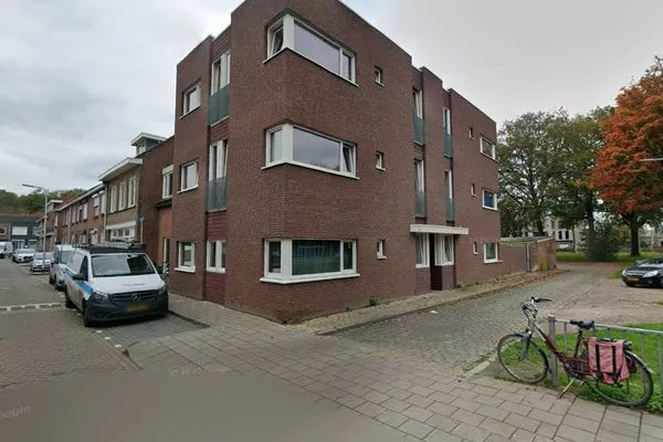 Kamer te huur: Nachtegaalstraat 17-09, Vogeltjesbuurt West Tilburg