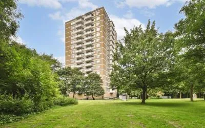 Appartement te huur: Nachtwachtlaan 240, Rembrandtpark-Zuid Amsterdam