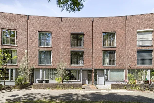 Woning te koop: Nadezjda Mandelstamstraat, Amsterdam