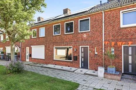 Tussenwoning te koop: Nagelenburgsingel 101, Kern Oost-Souburg Oost Oost-Souburg