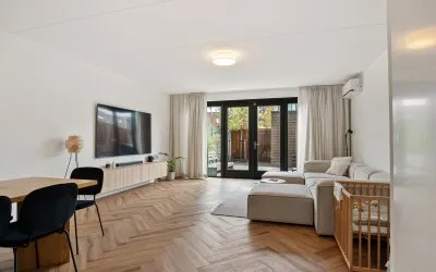 Tussenwoning te koop: Nannie van Wehlstraat 3, Erasmus Veld 'S-Gravenhage