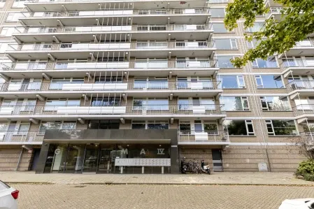 Appartement te koop: Nansenplaats 241, Ommoord Rotterdam