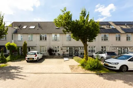 Tussenwoning te koop: Nansenstate 5, De States Ede