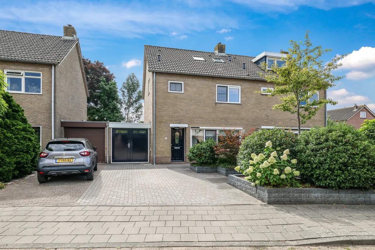 Tussenwoning te koop: Nansenstraat 4, Zetten