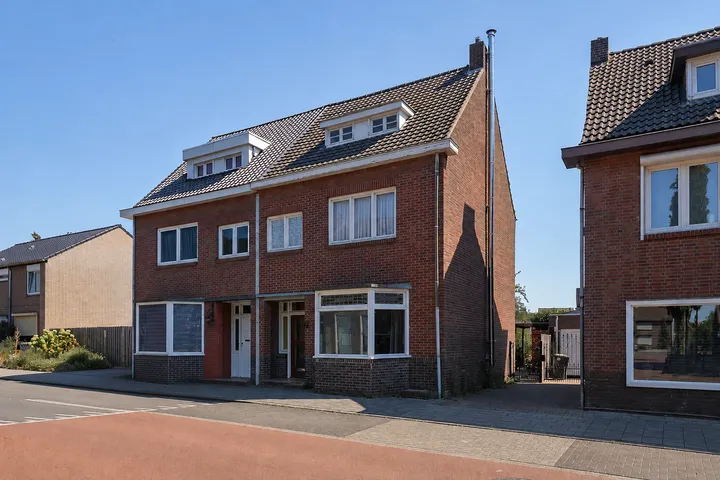 Semi-detached for sale: Napoleonbaan Noord 78, Lindenheuvel Geleen