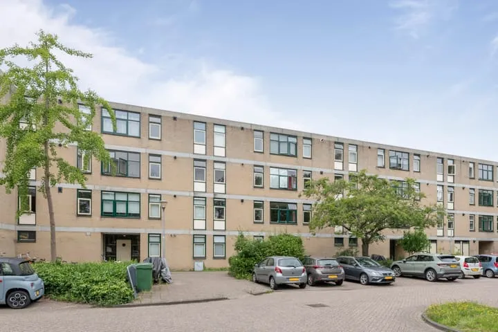 Apartment for sale: Narcisplantsoen 68, Bloemenbuurt Haarlem