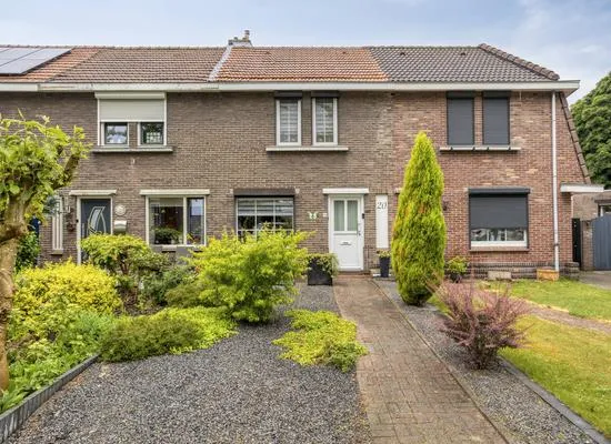 Tussenwoning te koop: Narcissensingel 20, Lindenheuvel Geleen