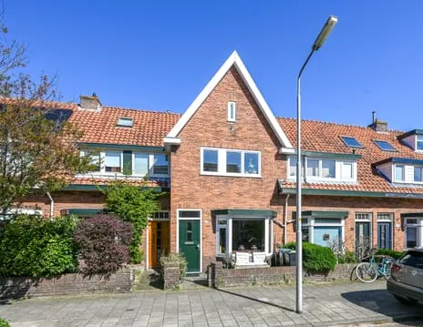 Tussenwoning te koop: Narcissenstraat 23, Bloemenbuurt Santpoort-Noord