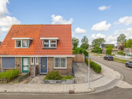 Twee-onder-één-kap te koop: Narcissenstraat 27, Breezand (woonkern) Breezand