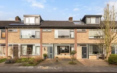 Tussenwoning te koop: Narcisstraat 10, Woerden