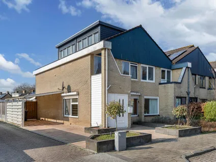 Koopwoning: Nasakonstraat 24 in Emmeloord - €285.000 - 125m²