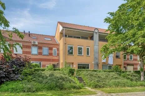 Tussenwoning te koop: Nassau Bolwerk 9, Steenbergen-Centrum Steenbergen (Nb)