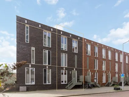 Tussenwoning te koop: Nassaustraat 19, Rotterdam