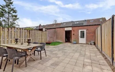 Tussenwoning te koop: Nassaustraat 4, Geertruidenberg