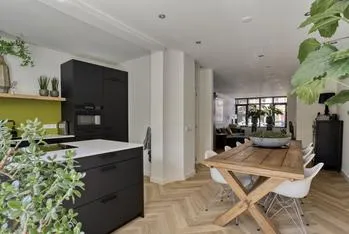 Tussenwoning te koop: Nassaustraat 71B, Centrum ten noorden van de Vecht Maarssen